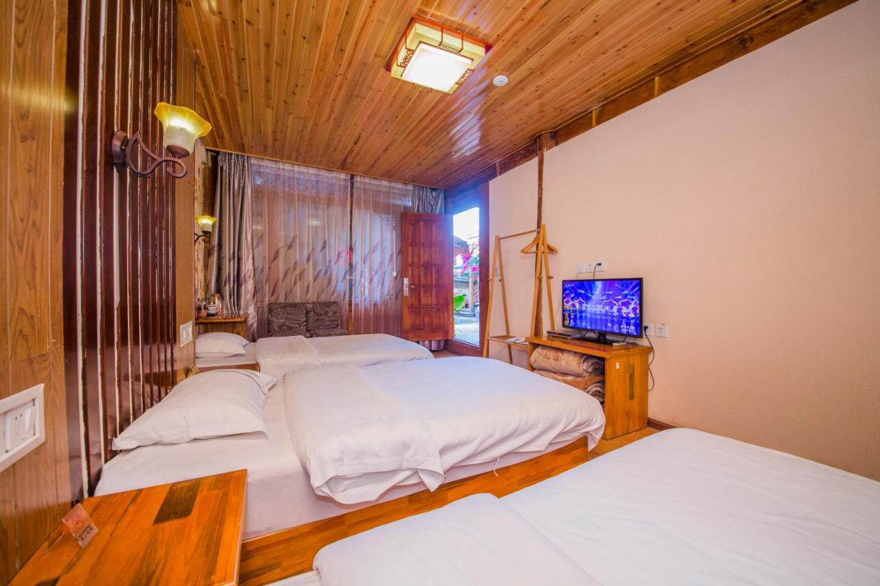 Lijiang Rongyi Homestay Extérieur photo